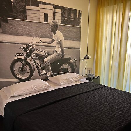 Hotel Perla - The Storyhoteller Риччоне Экстерьер фото